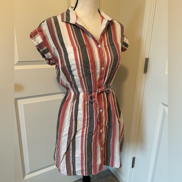 Striped linen cinch waist collared button down dress - Picture 1 of 6